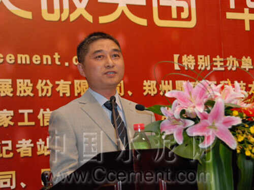 [原創(chuàng)]紅獅集團許有元：農(nóng)村市場支撐下半年水泥行情